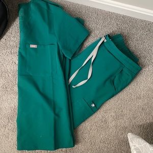Figs Hunter Green Scrubs